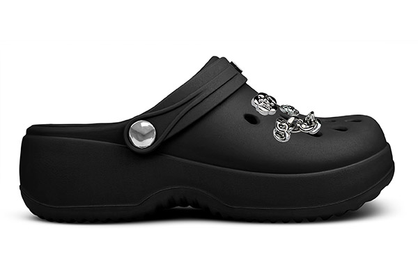 2522_126_001_lateral